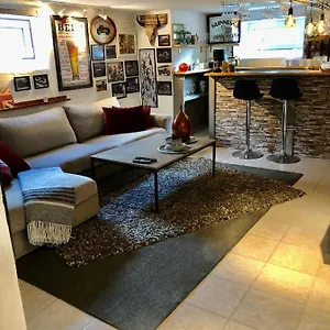 Apartment With Garden And All Amenities, Malmo